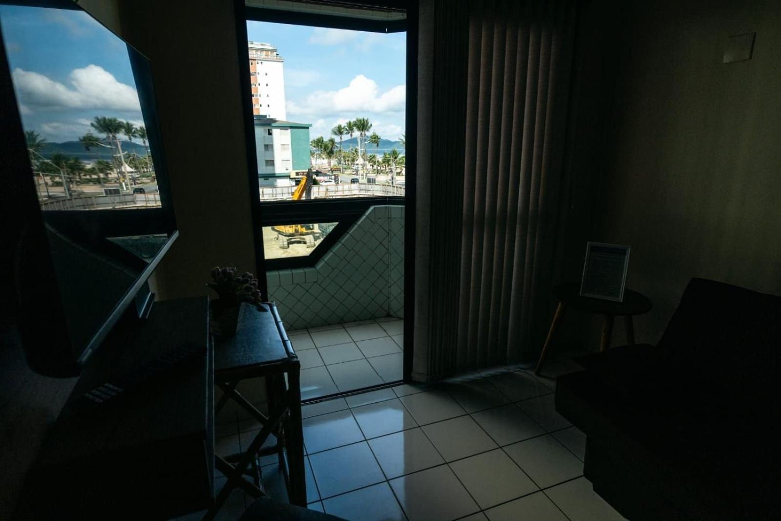 Frente Vista Mar Com Varanda Wi Fi 300Mbps E 10M Da Praia Da Tupi - Estacionamento Gratuito Praia Grande  Eksteriør bilde